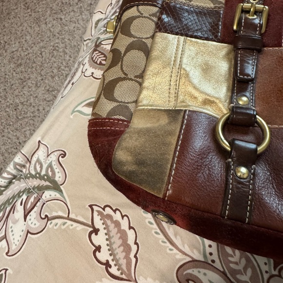 Used Coach purse - Picture 7 of 9